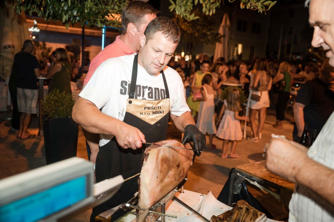 Arhiva međunarodnog festivala pršuta Drniš4_foto_Mario Sučić_izvor_Grad Drniš