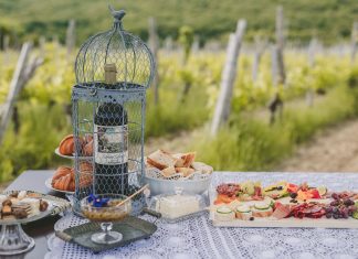 Doručak u vinogradu by Katunar Estate Winery